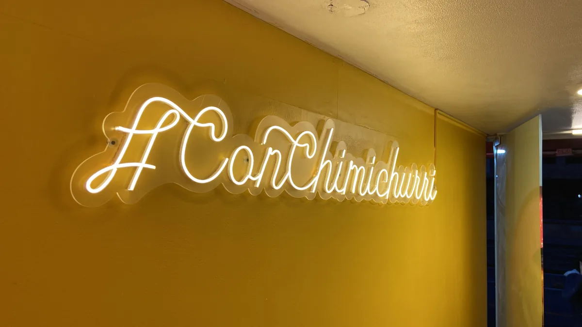 Aviso Neon Flex Restaurante 03