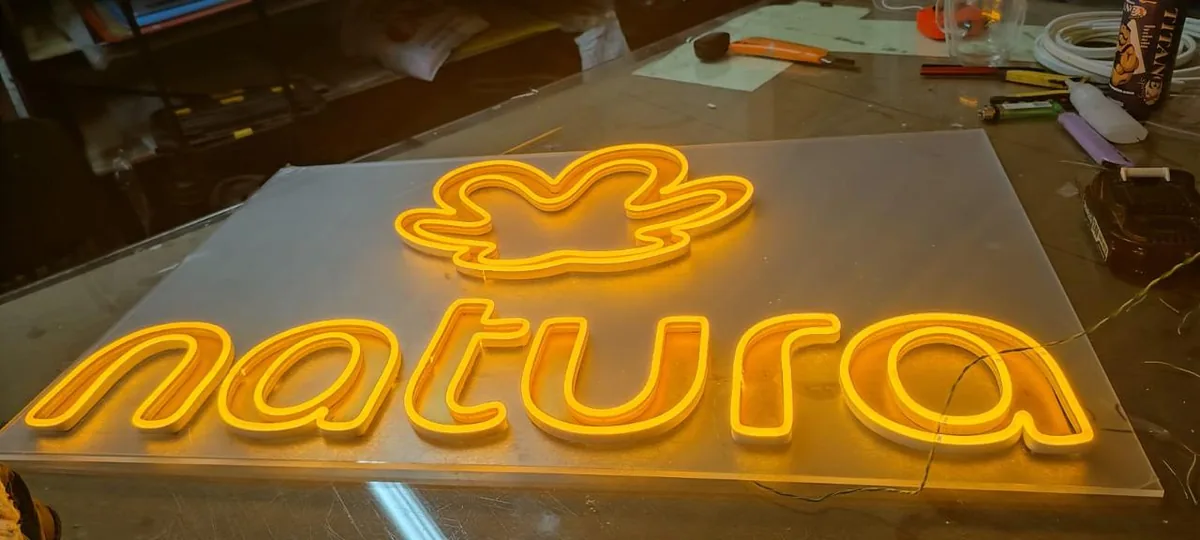 Aviso Neon Flex Restaurante 13