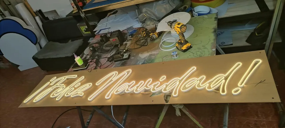 Letras Neon 25